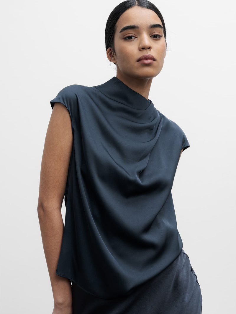 Ahlvar Gallery Lima Top Blue Grey