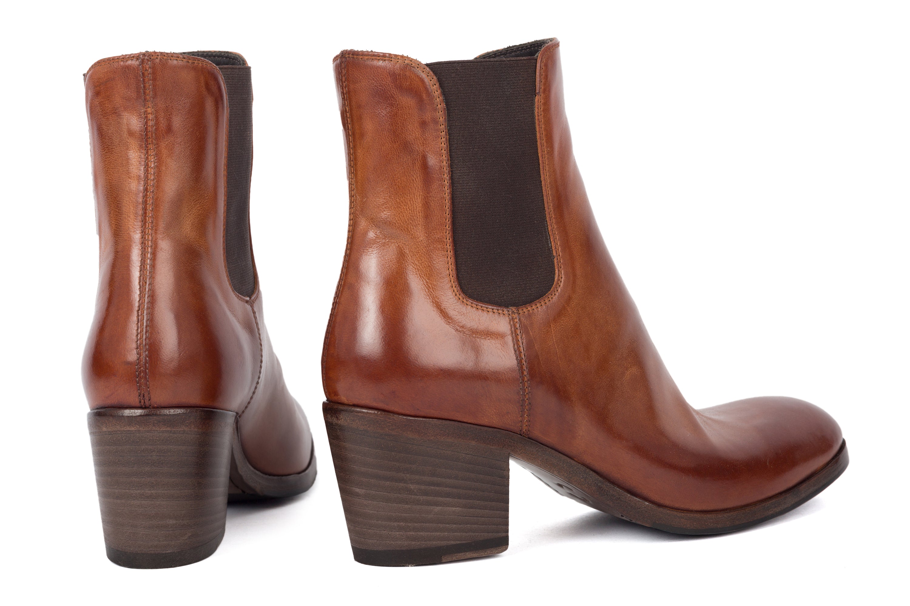 Alberto Fasciani Isabel 58053 Chelsey