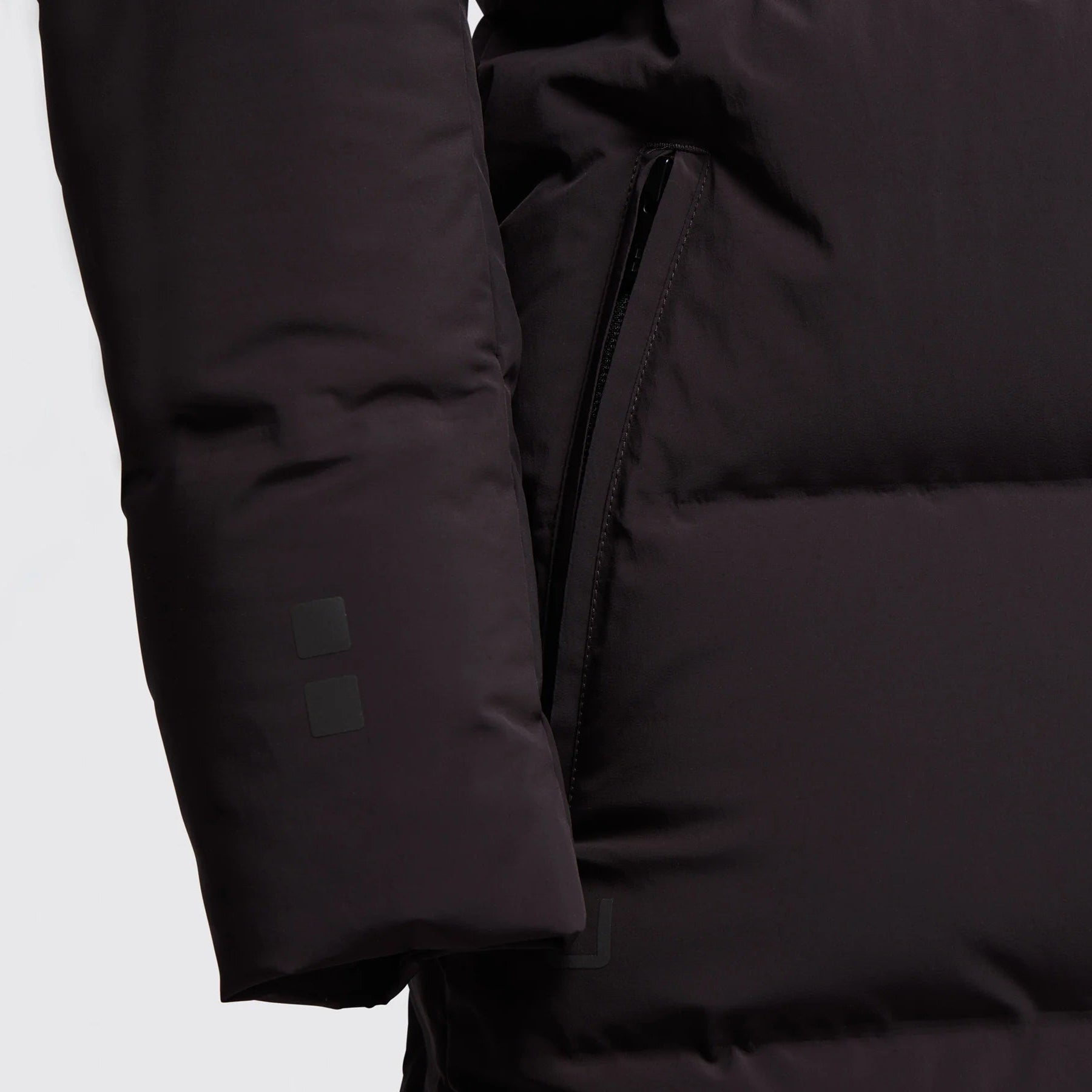 UBR Infinity Down Coat Espresso