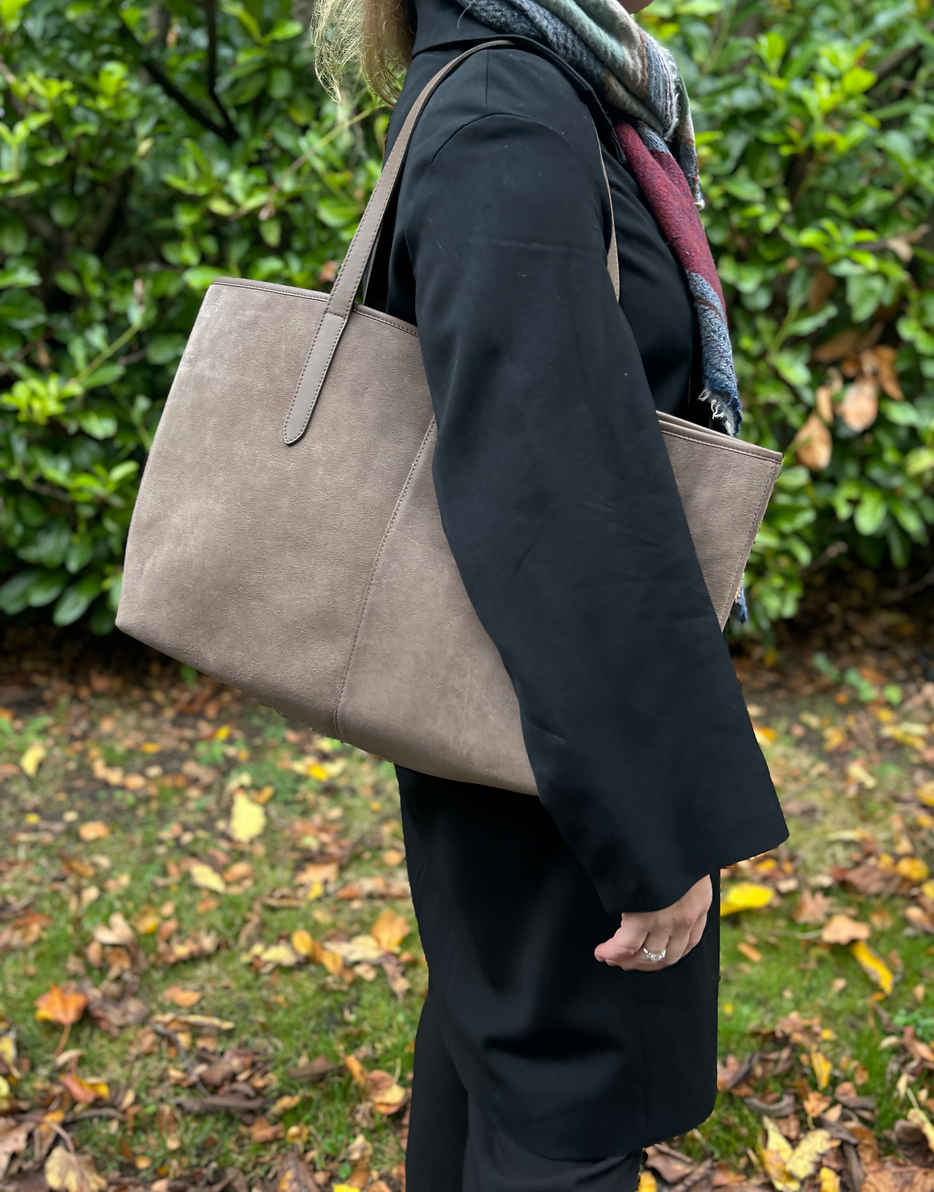 Infinito 2012 Karin Ruskind Taske Grey Mouse