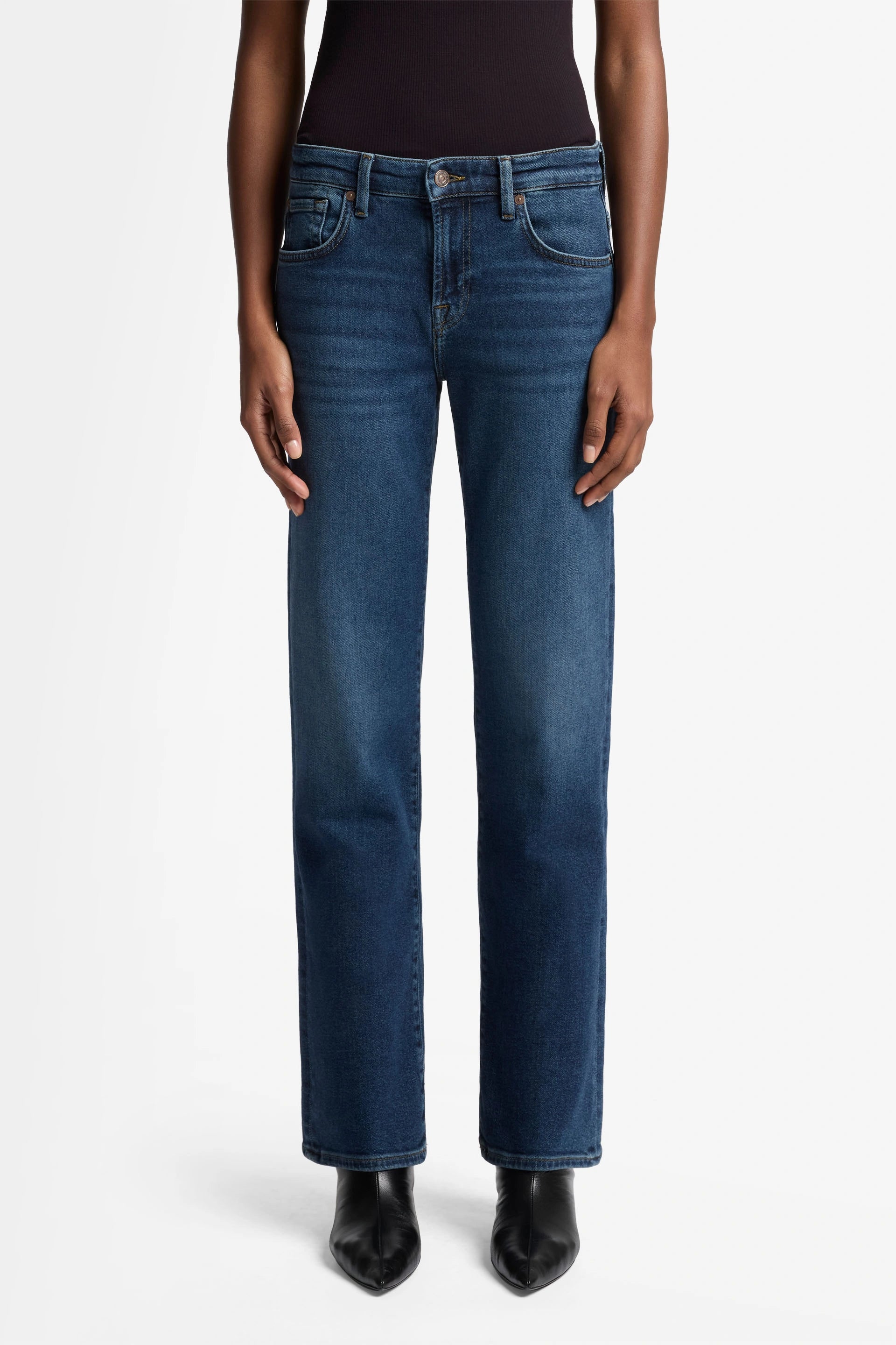 7 For All Mankind Calie Straight Jeans Cisco