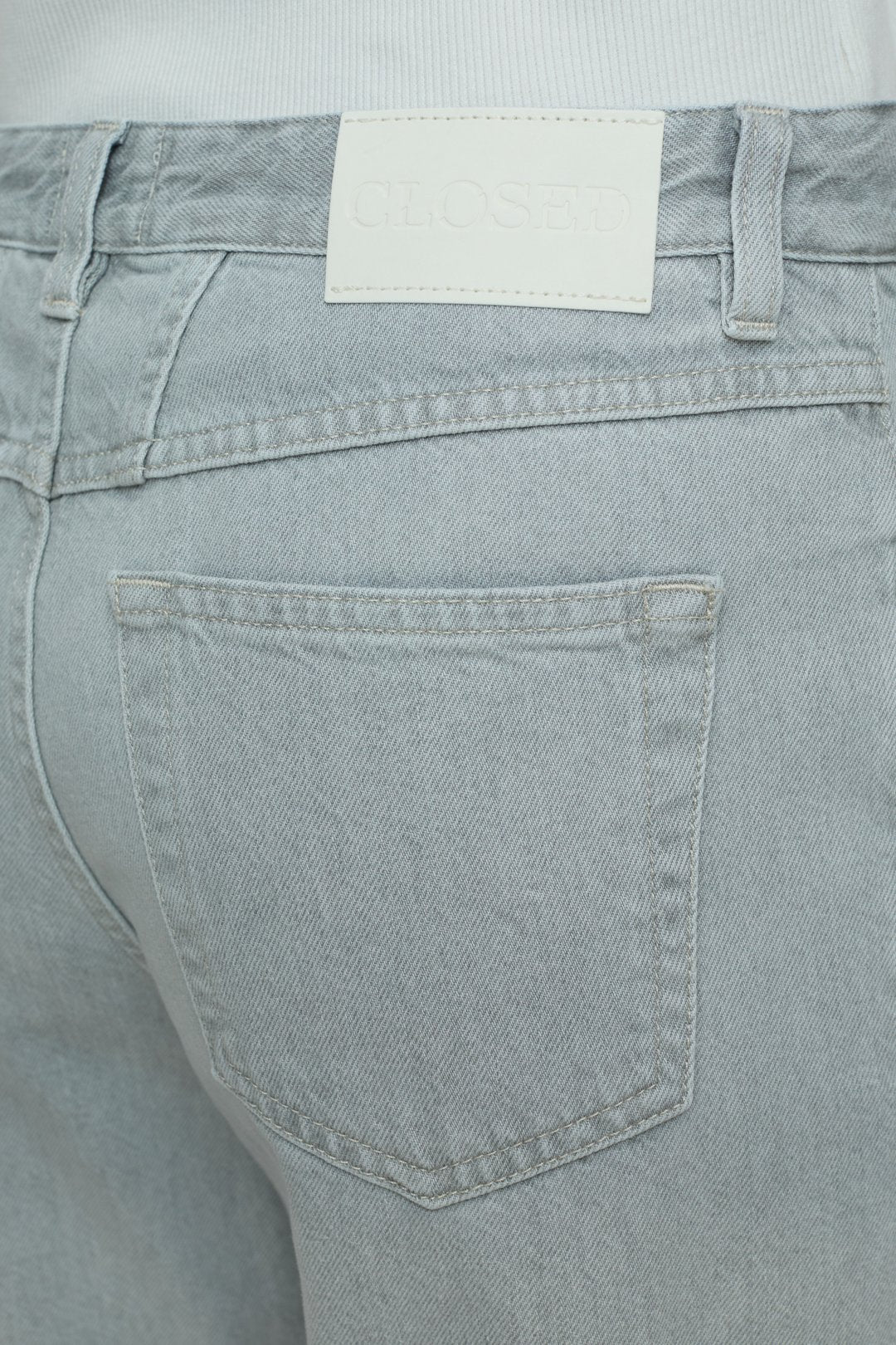 Closed Gillan Jeans lysegrå