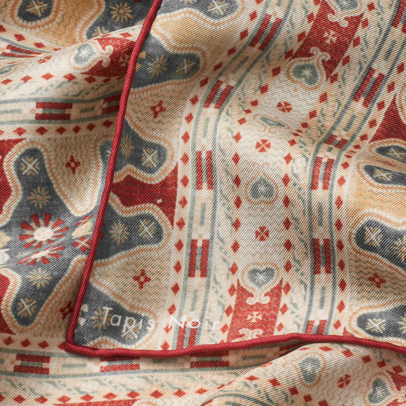 Tapis Noir Small Classical Elinor Silketørklæde