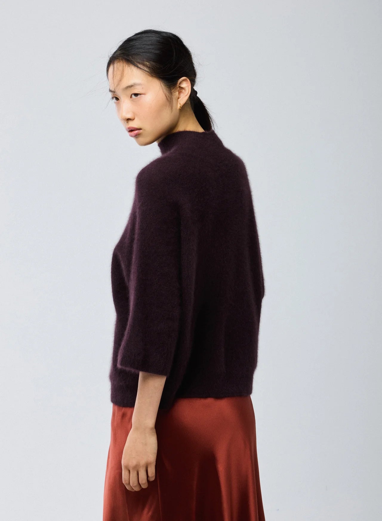 Majestic Filatures Høj Hals Sweater Aubergine