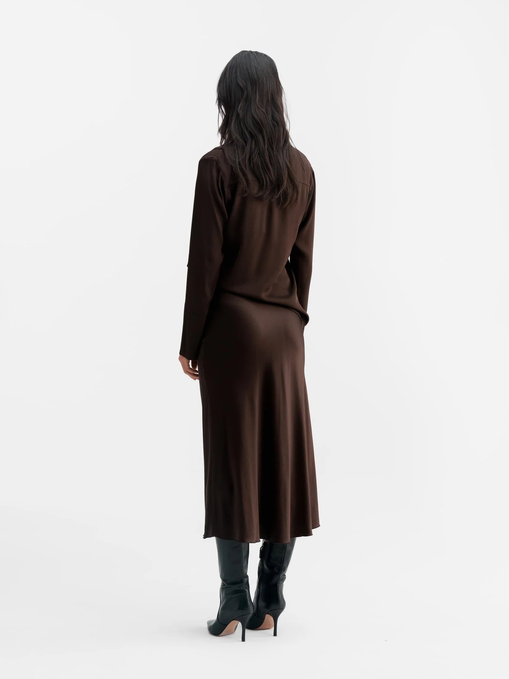 Ahlvar Gallery Kelly V-hals Bluse Dark Brown