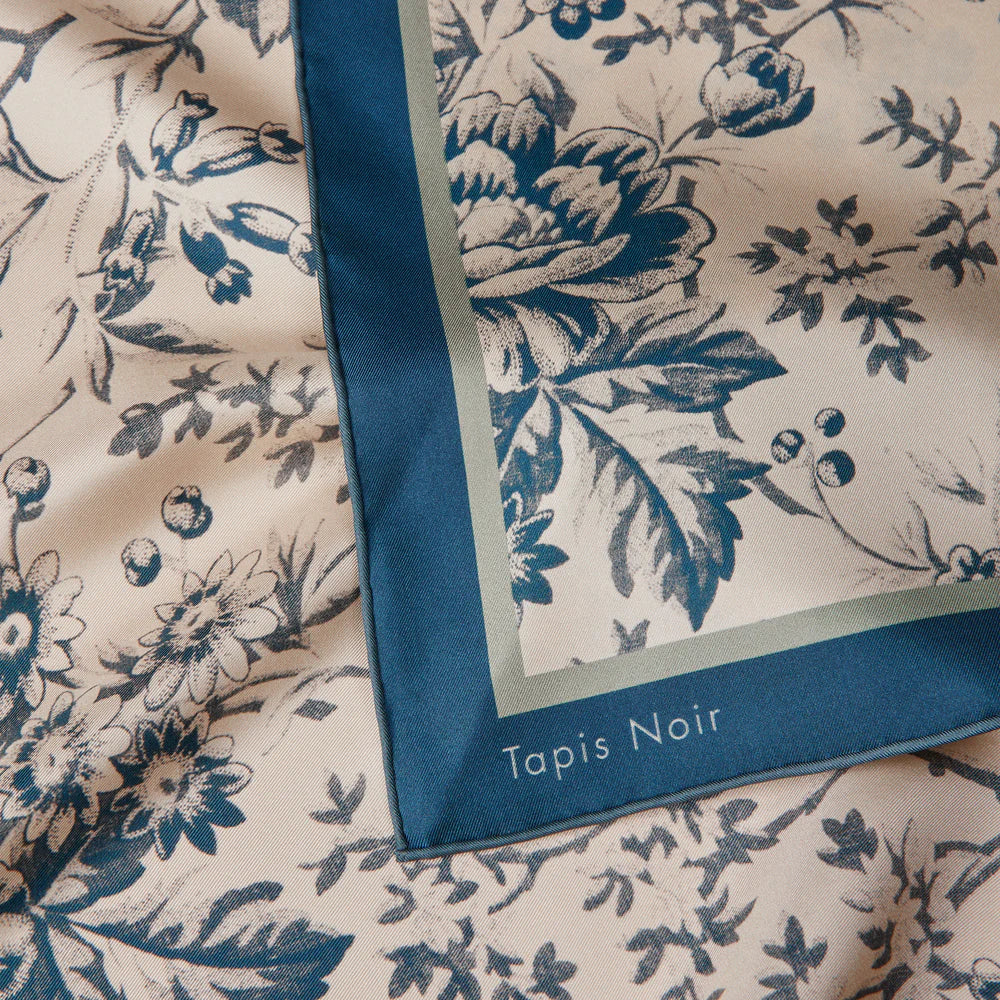 Tapis Noir Classical Blue Toile Silketørklæde