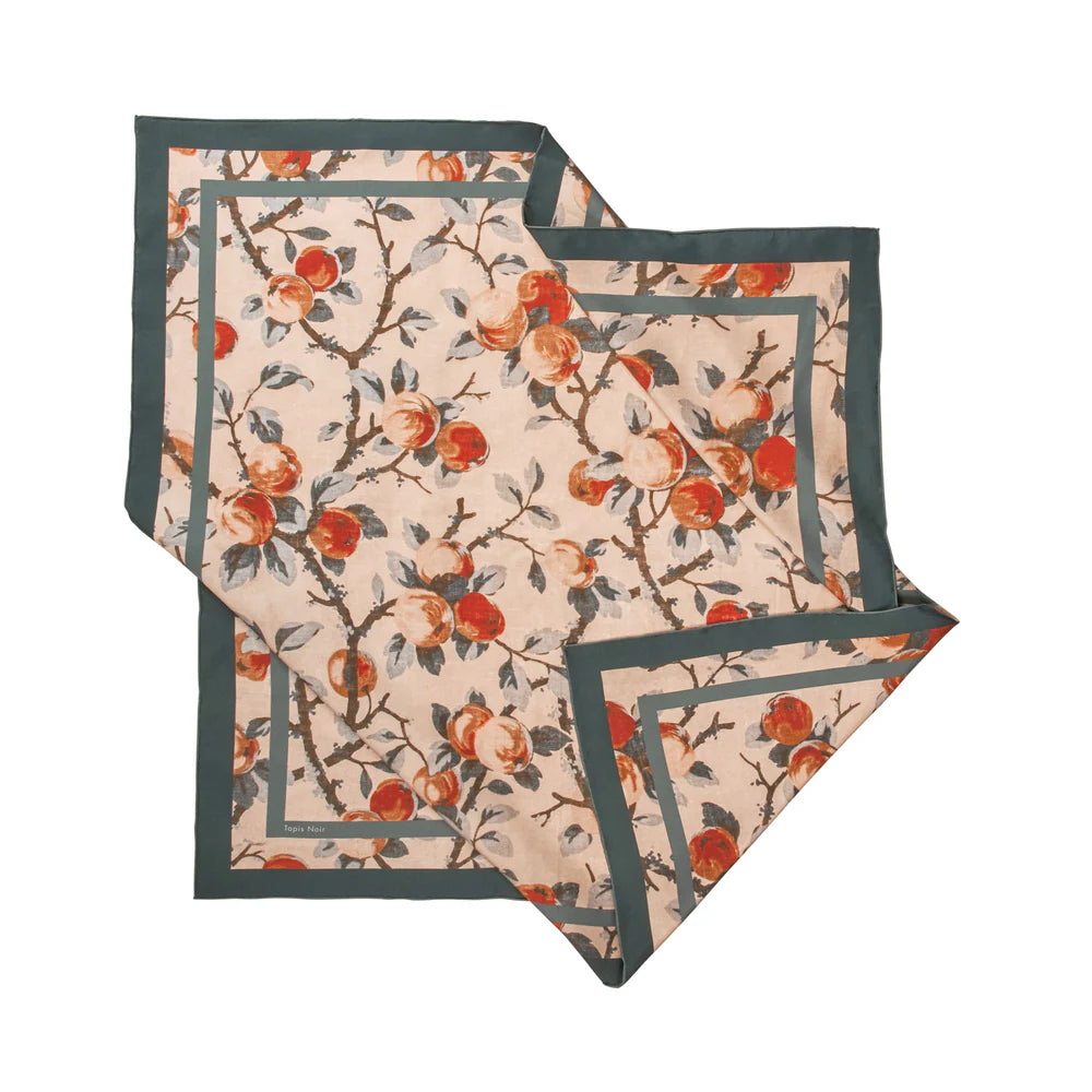 Tapis Noir Classical Apple Silketørklæde