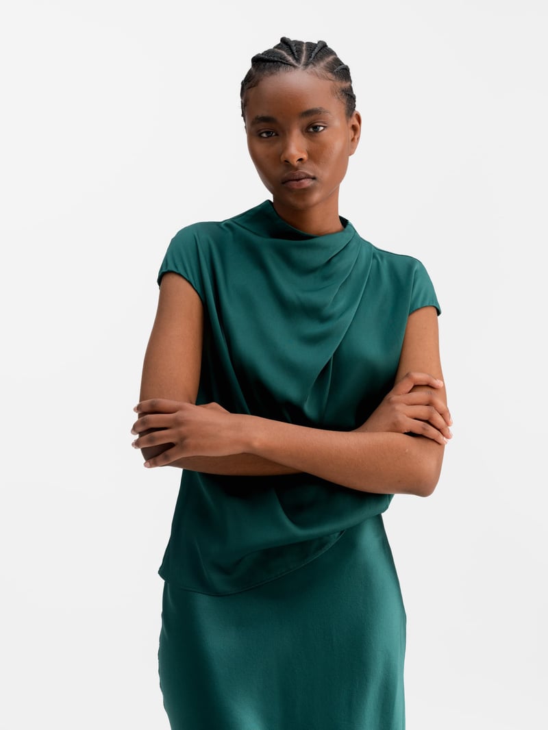 Ahlvar Gallery Lima Silk Top Dark Emerald