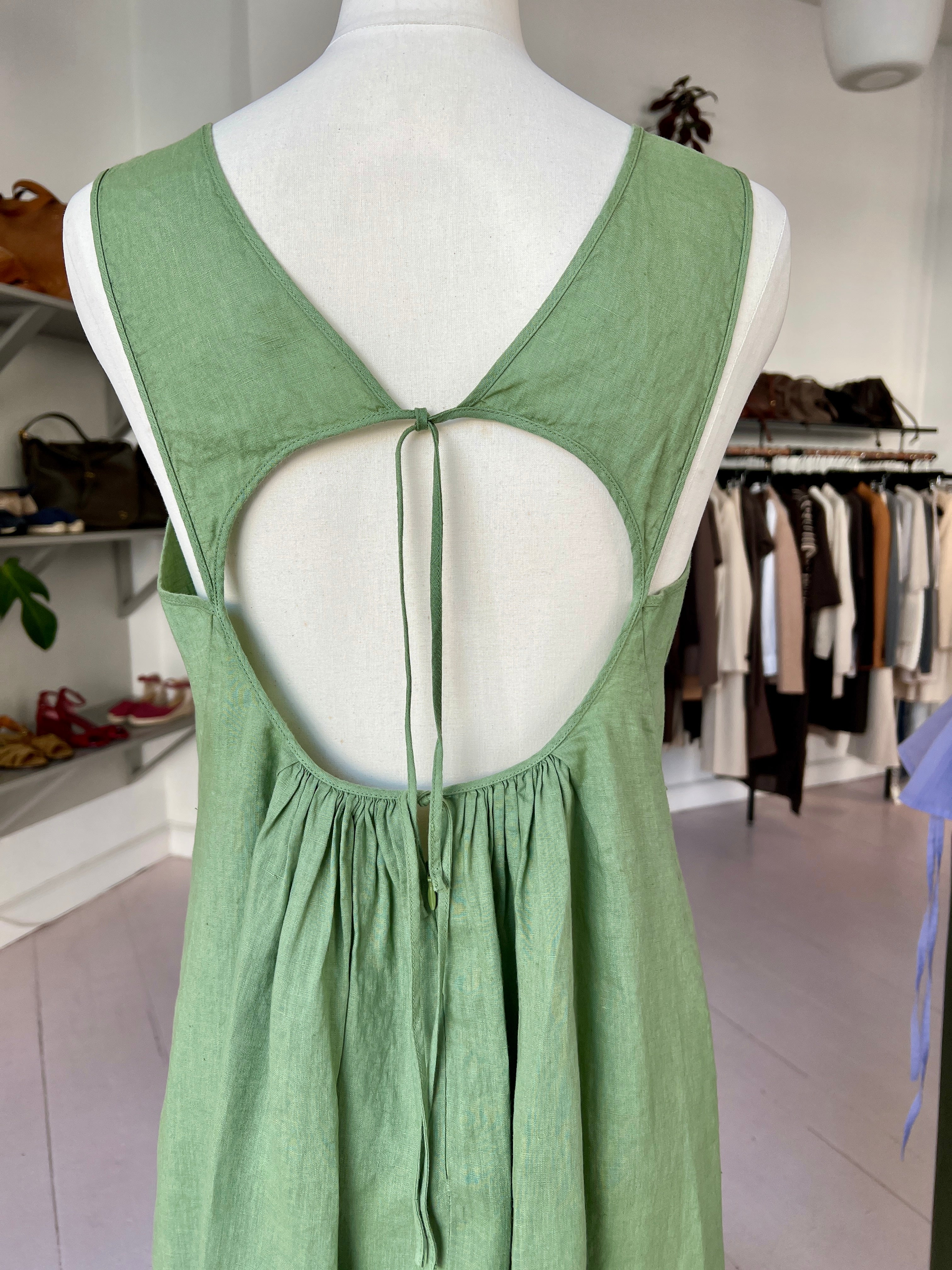 Aspesi Hør Kjole Sage Green