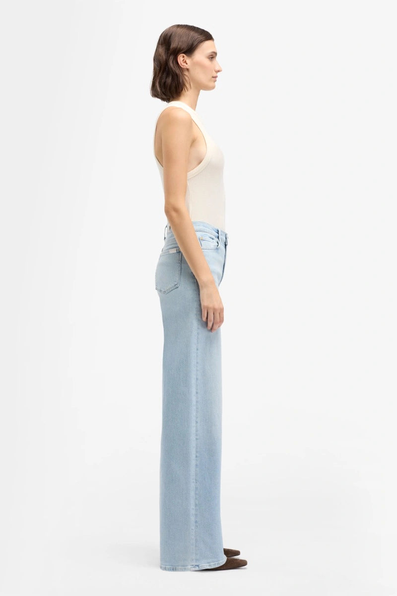 7 For All Mankind Lotta Frozen Jeans