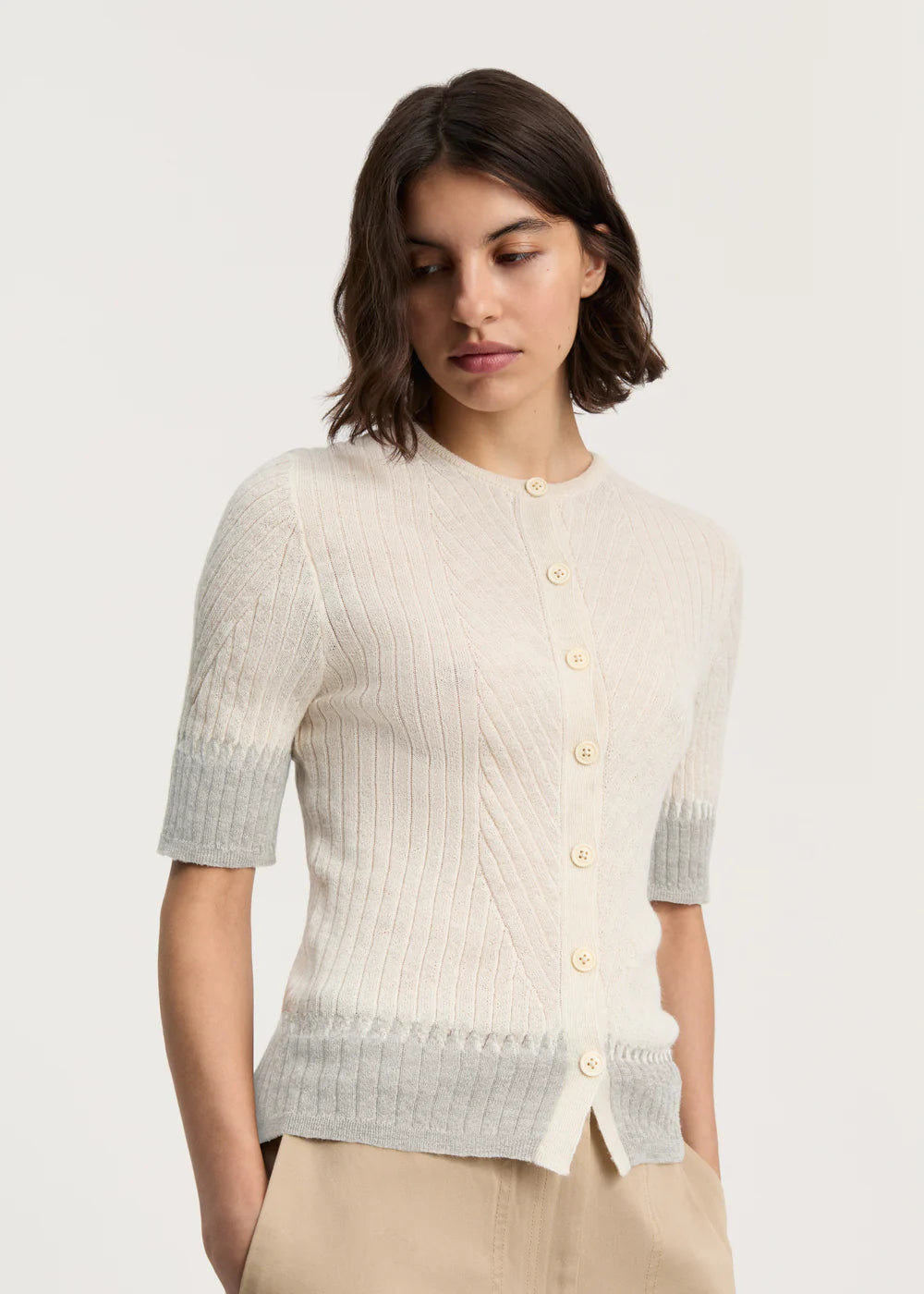 Aiayu Hira Llama Cardigan Albicant