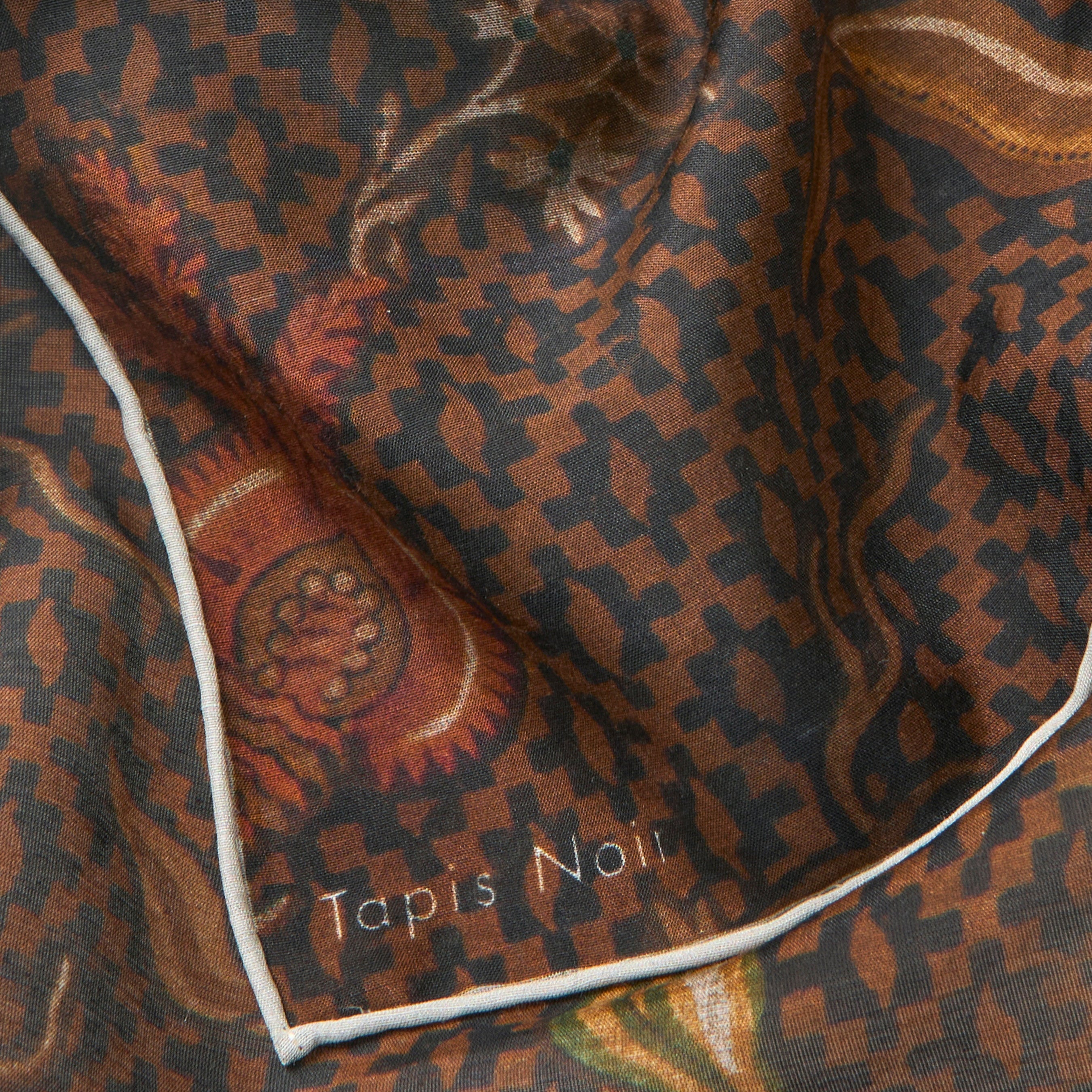 Tapis Noir Light Demi Tørklæde
