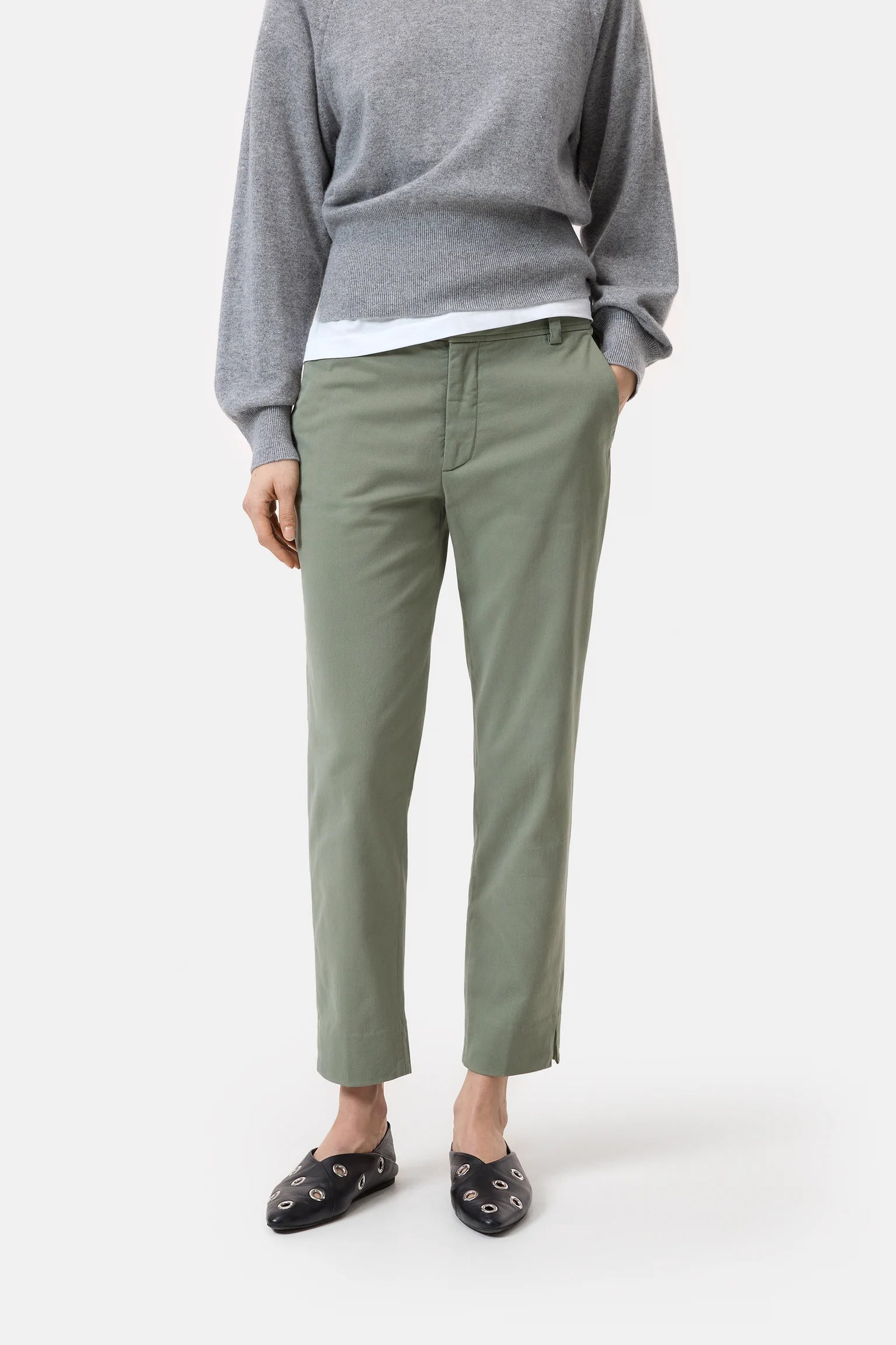 Closed Sonnett Chinos Faded Green