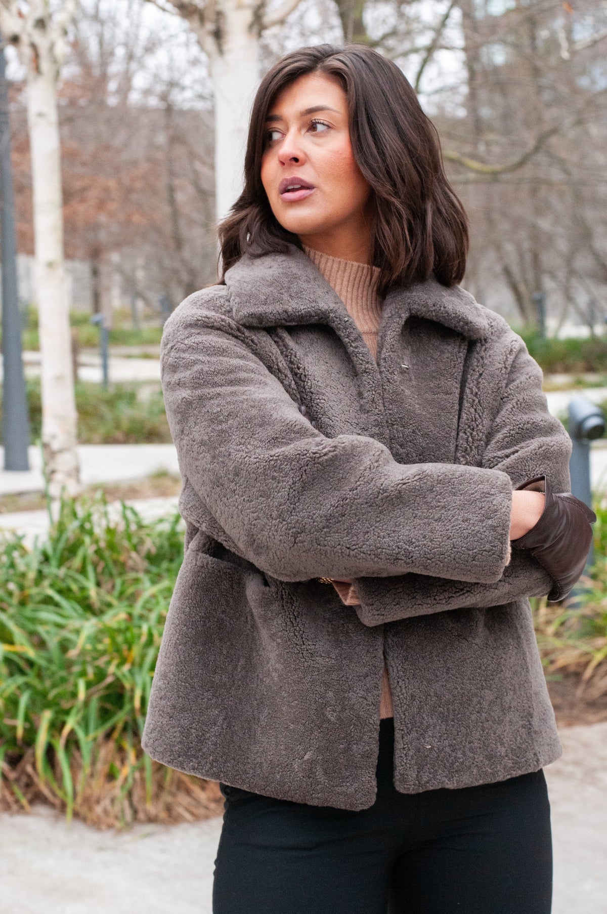 Levinsky Irene Curly Lamb Taupe